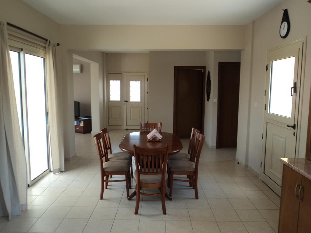 Citrus Grove Villa Argaka Rum bild