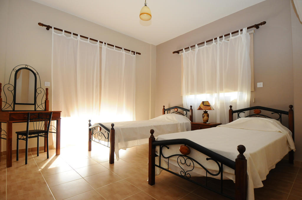 Citrus Grove Villa Argaka Rum bild